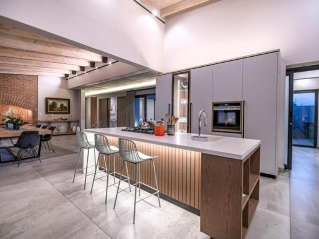 4 Bedroom House in Midstream Estate
