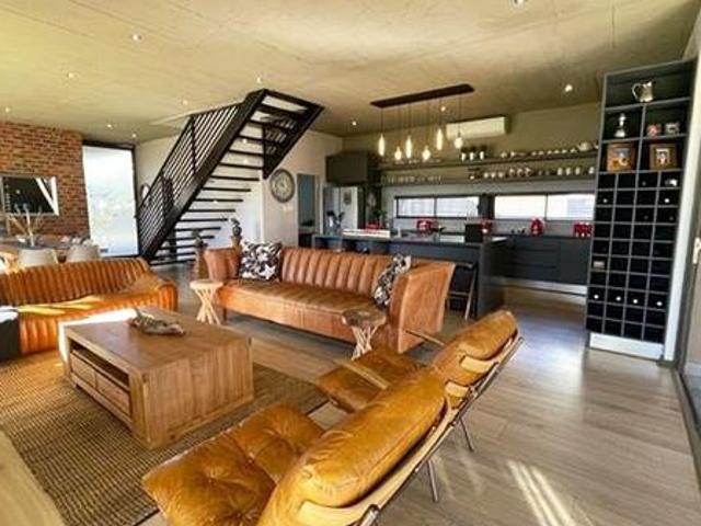 4 Bedroom House in Midstream Estate