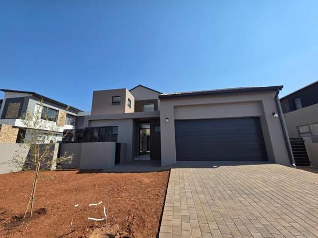 4 Bedroom House in Midstream Estate