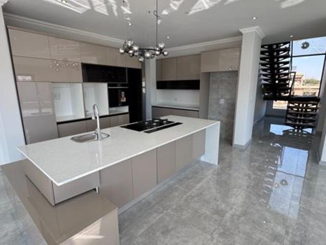 4 Bedroom House in Midstream Heights