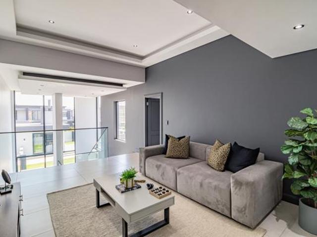 4 Bedroom House in Midstream Heights