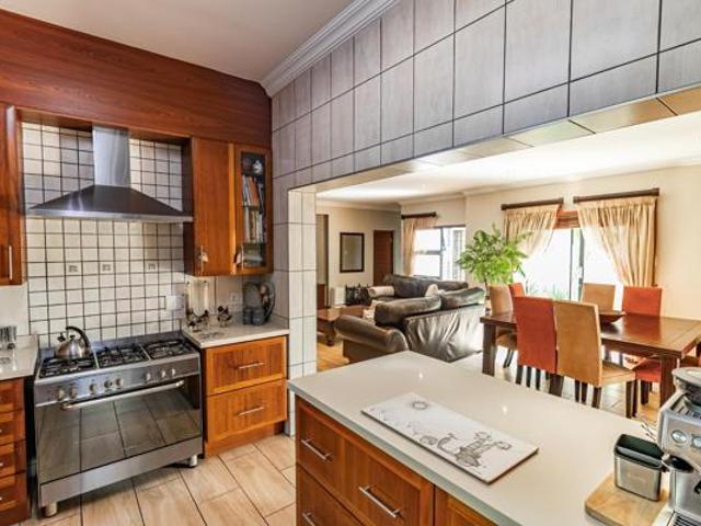 4 Bedroom House in Midstream Hill