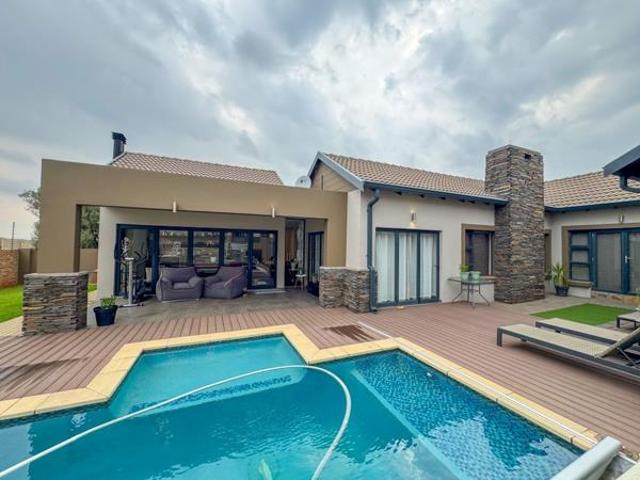 4 Bedroom House in Midstream Hill