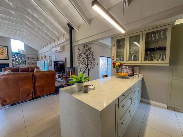 4 Bedroom House in Midstream Ridge