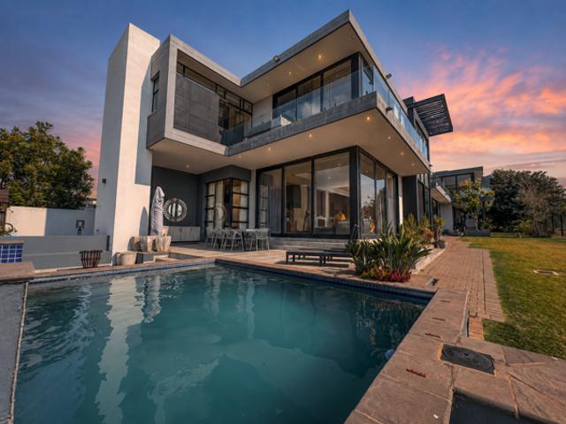 4 Bedroom House in Midstream Ridge