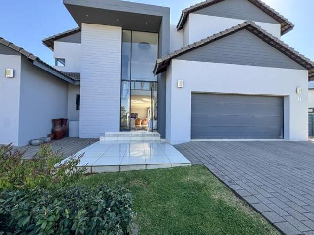 4 Bedroom House in Midstream Ridge
