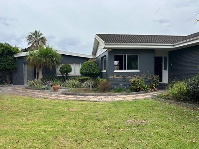 4 Bedroom House in Mill Park
