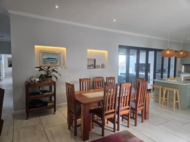 4 Bedroom House in Myburgh Park