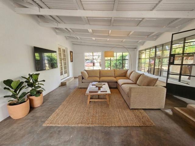 4 Bedroom House in Nottingham Road