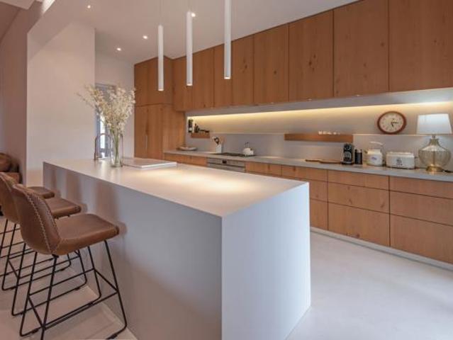 4 Bedroom House in Nooitgedacht Village