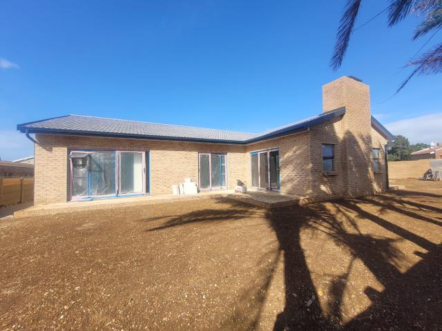 4 Bedroom House in Noorsekloof