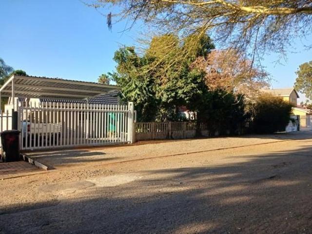 4 Bedroom House in Norkem Park