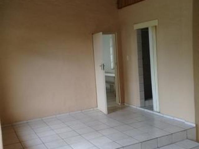 4 Bedroom House in North Riding AH