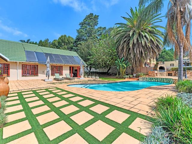 4 Bedroom House in Northcliff