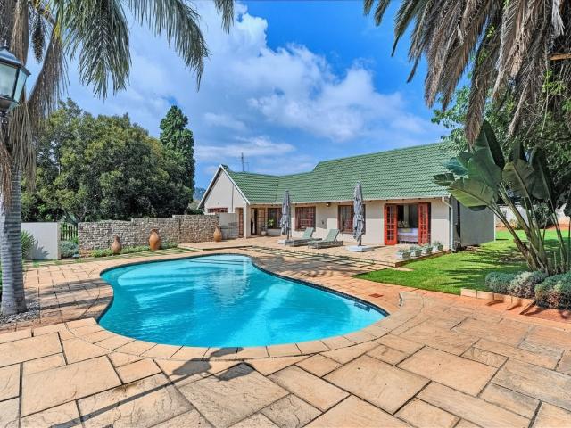 4 Bedroom House in Northcliff