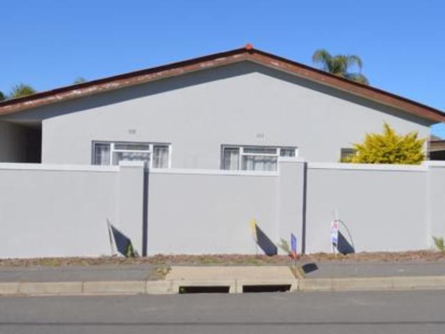 4 Bedroom House in Northern Paarl