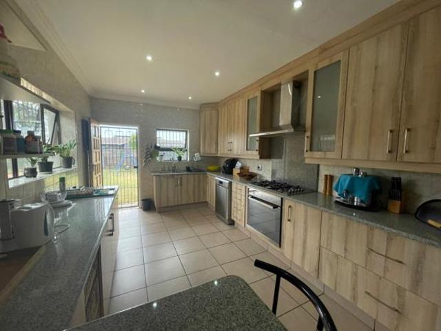 4 Bedroom House in Northmead