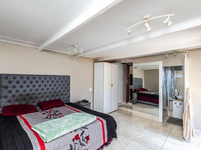 4 Bedroom House in Nahoon
