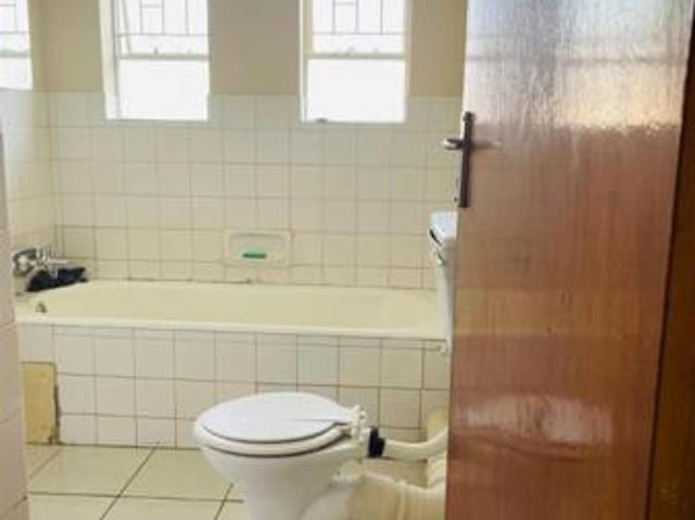 4 Bedroom House in Ncandu Park