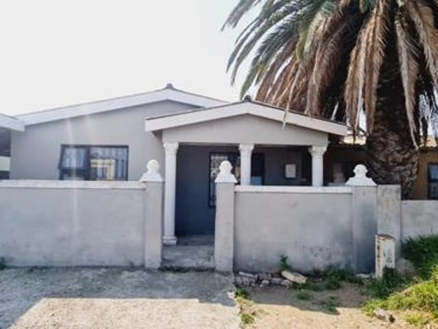 4 Bedroom House in New Brighton