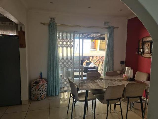 4 Bedroom House in New Germany