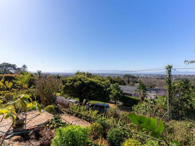 4 Bedroom House in Newlands
