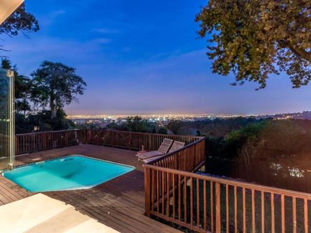 4 Bedroom House in Newlands