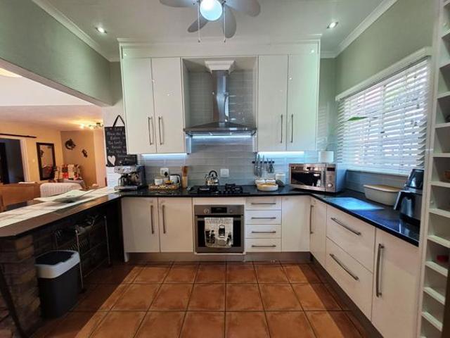 4 Bedroom House in Nelspruit Ext 27