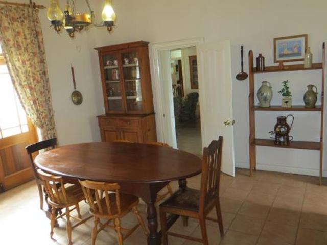 4 Bedroom House in Nieu Bethesda