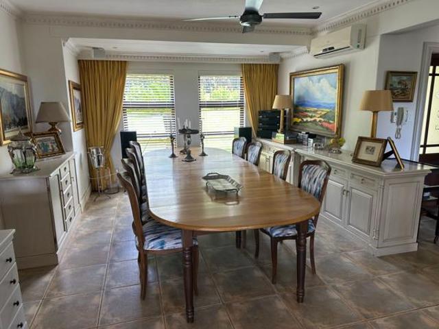 4 Bedroom House in Southbroom