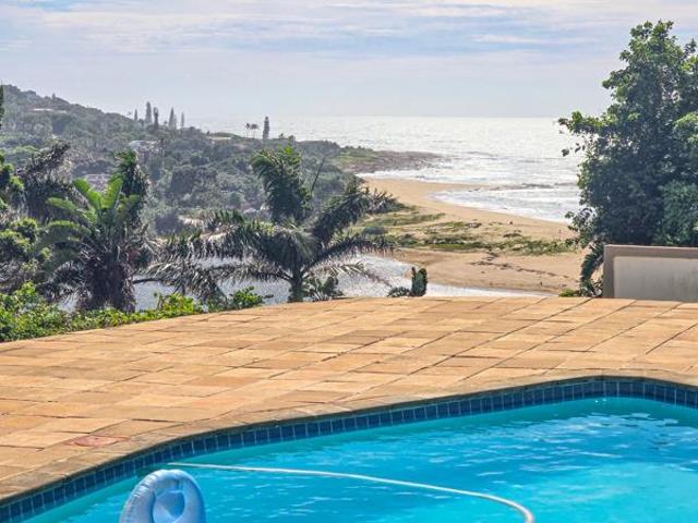 4 Bedroom House in Southbroom