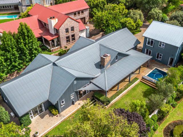 4 Bedroom House in Southdowns Estate