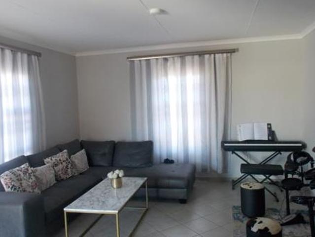 4 Bedroom House in Southern Gateway