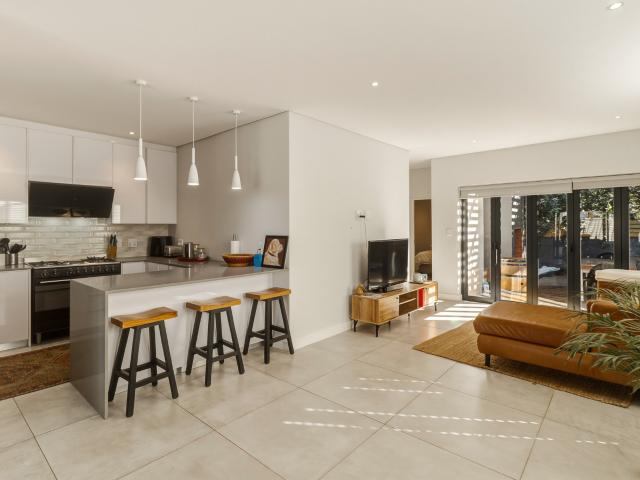 4 Bedroom House in Somerset Ridge
