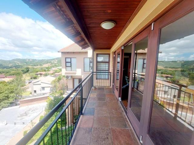 4 Bedroom House in Sonheuwel