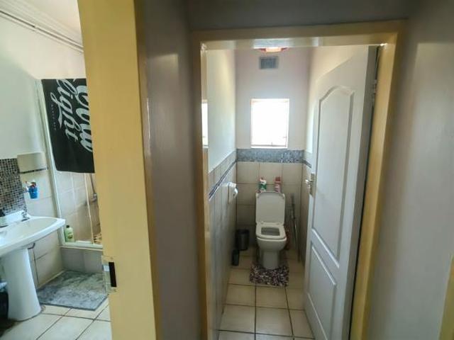 4 Bedroom House in Sonheuwel