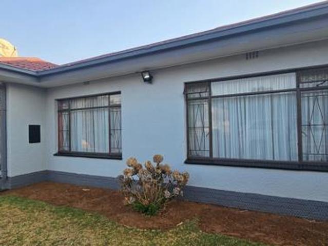 4 Bedroom House in Sonlandpark