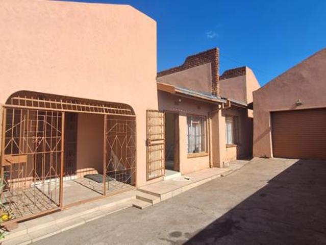 4 Bedroom House in Soshanguve BB
