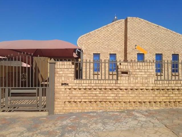 4 Bedroom House in Soshanguve L