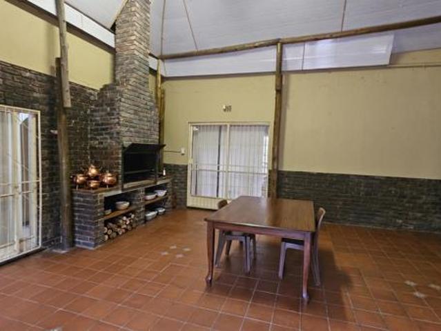 4 Bedroom House in Safari Gardens