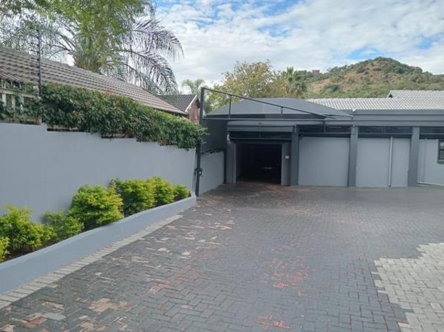 4 Bedroom House in Safari Gardens