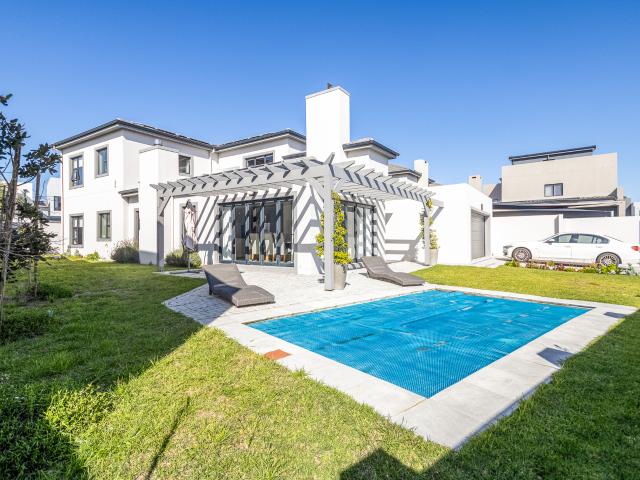 4 Bedroom House in Sagewood