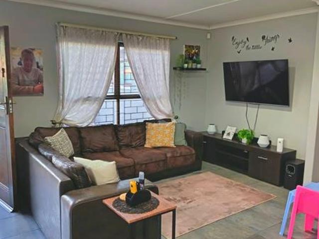 4 Bedroom House in Saldanha