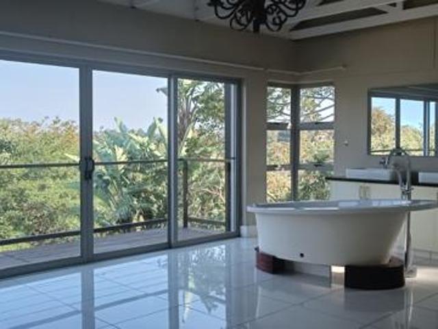 4 Bedroom House in Salt Rock