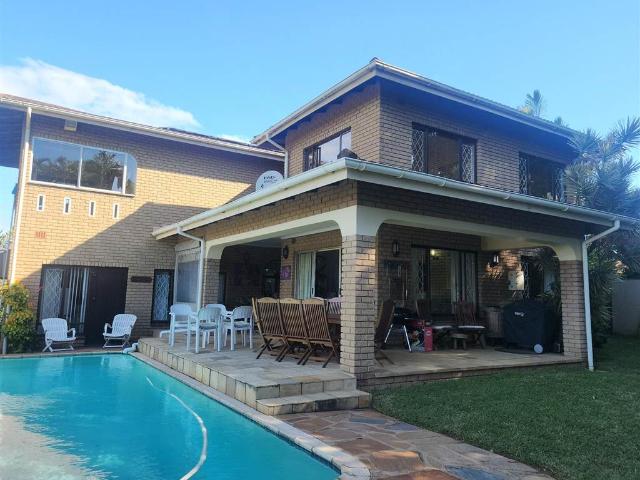 4 Bedroom House in Salt Rock