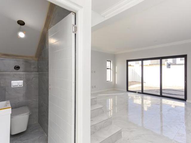 4 Bedroom House in Sandown