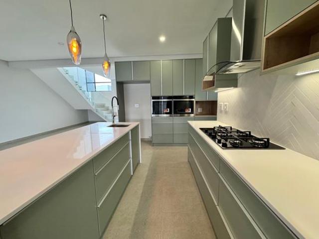 4 Bedroom House in Sandown