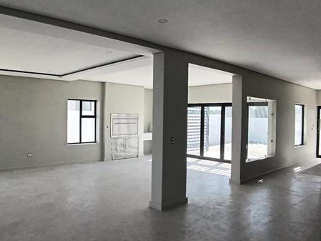 4 Bedroom House in Sandown