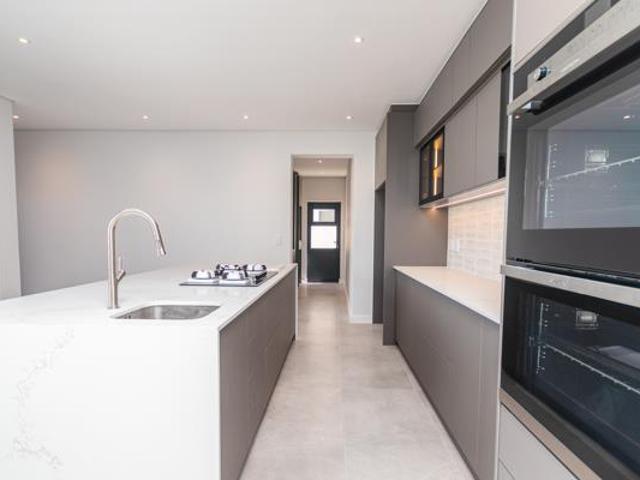 4 Bedroom House in Sandown
