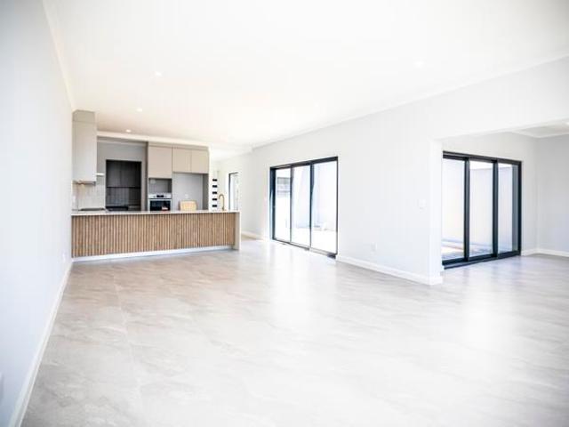 4 Bedroom House in Sandown